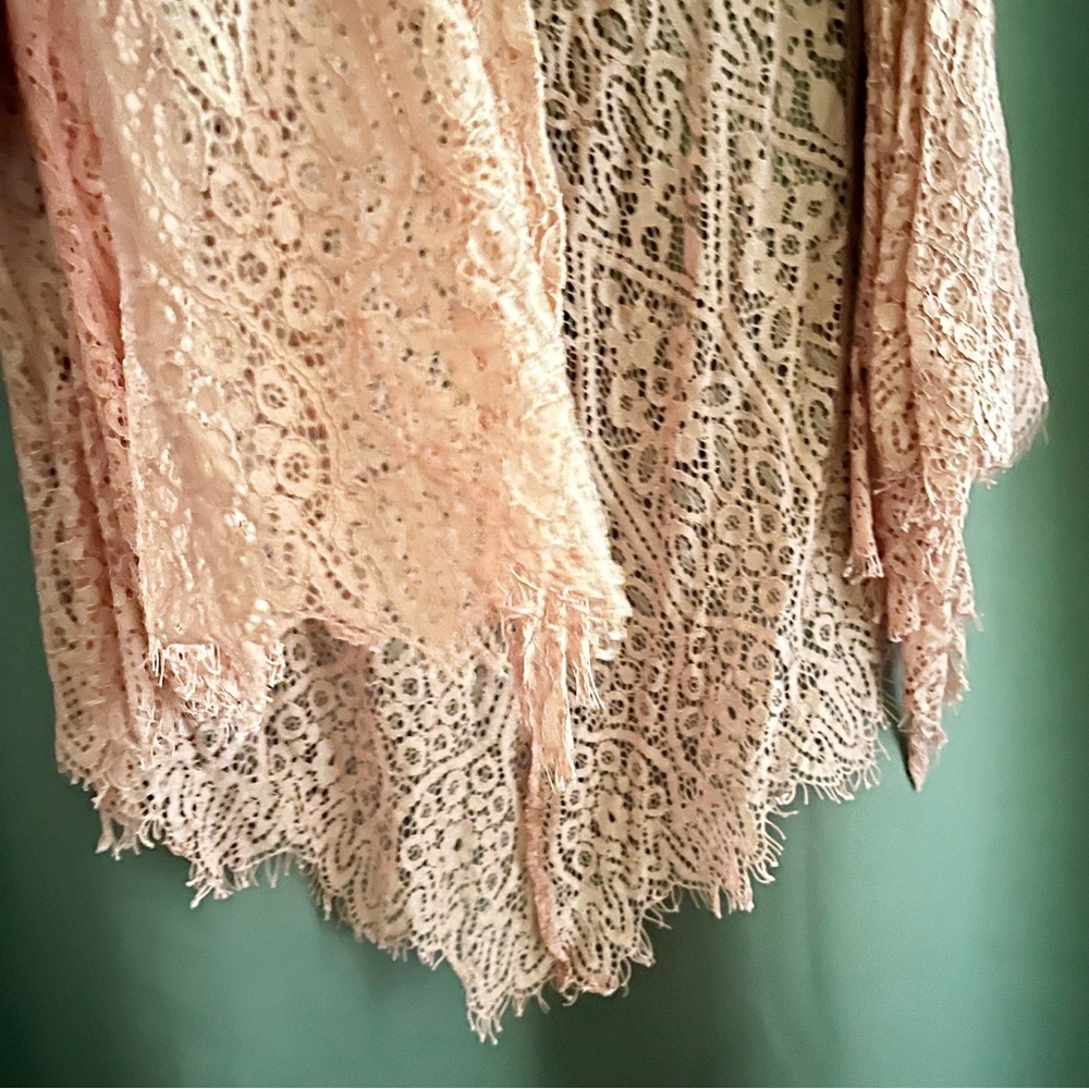 KIMONO 🌟 Long PINK Lace Kimono - Picture 4 of 6